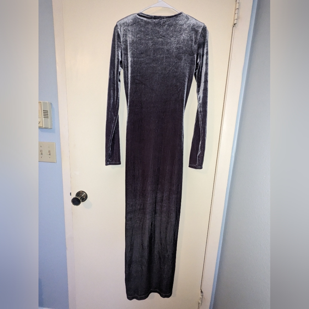 Dress - Picture 3 of 4